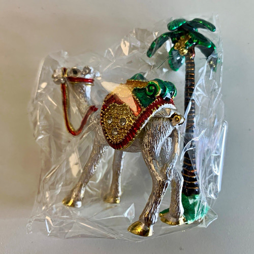 Decorative camel palm tree - camel,